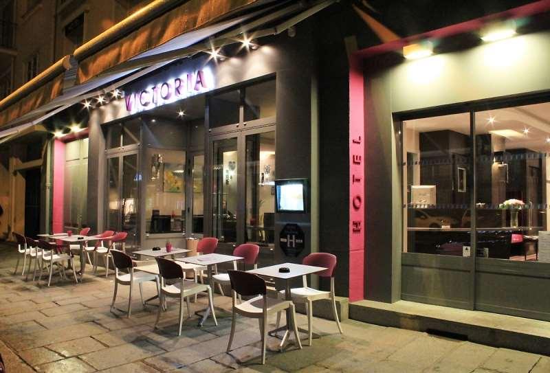 Hotel-Restaurant Le Victoria Ренн Екстер'єр фото