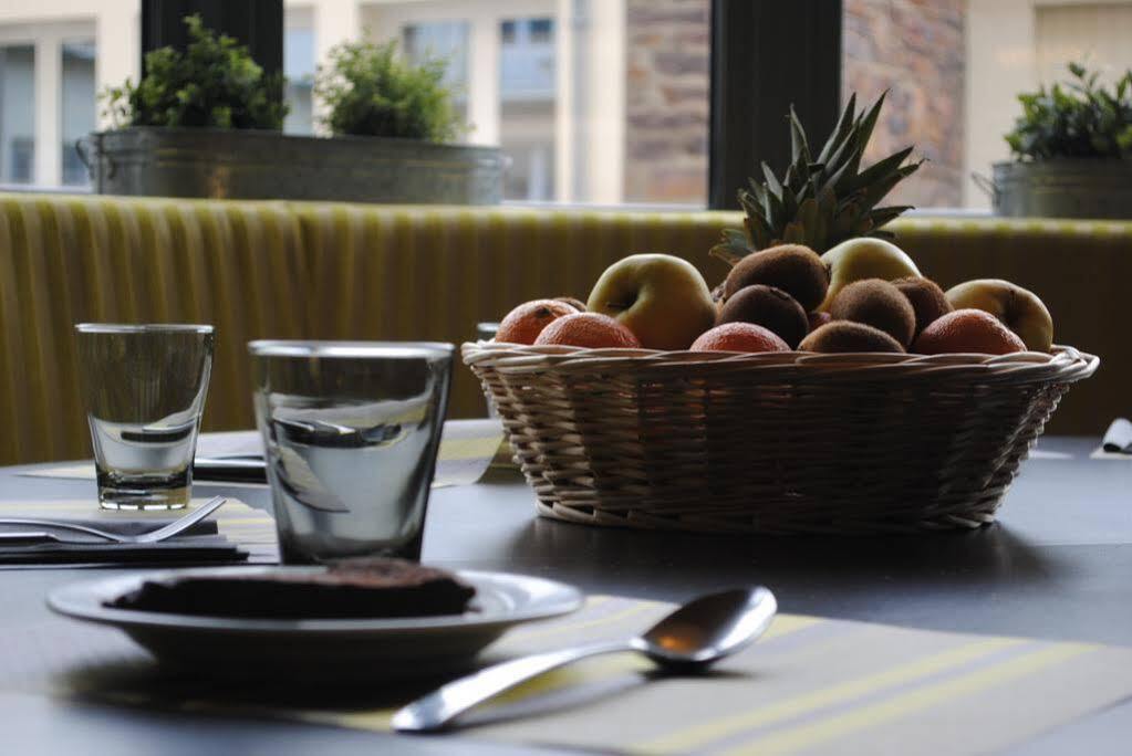 Hotel-Restaurant Le Victoria Ренн Екстер'єр фото